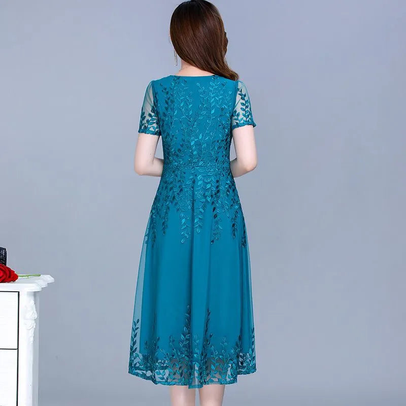 Round Neck Solid Color Temperament Dresses